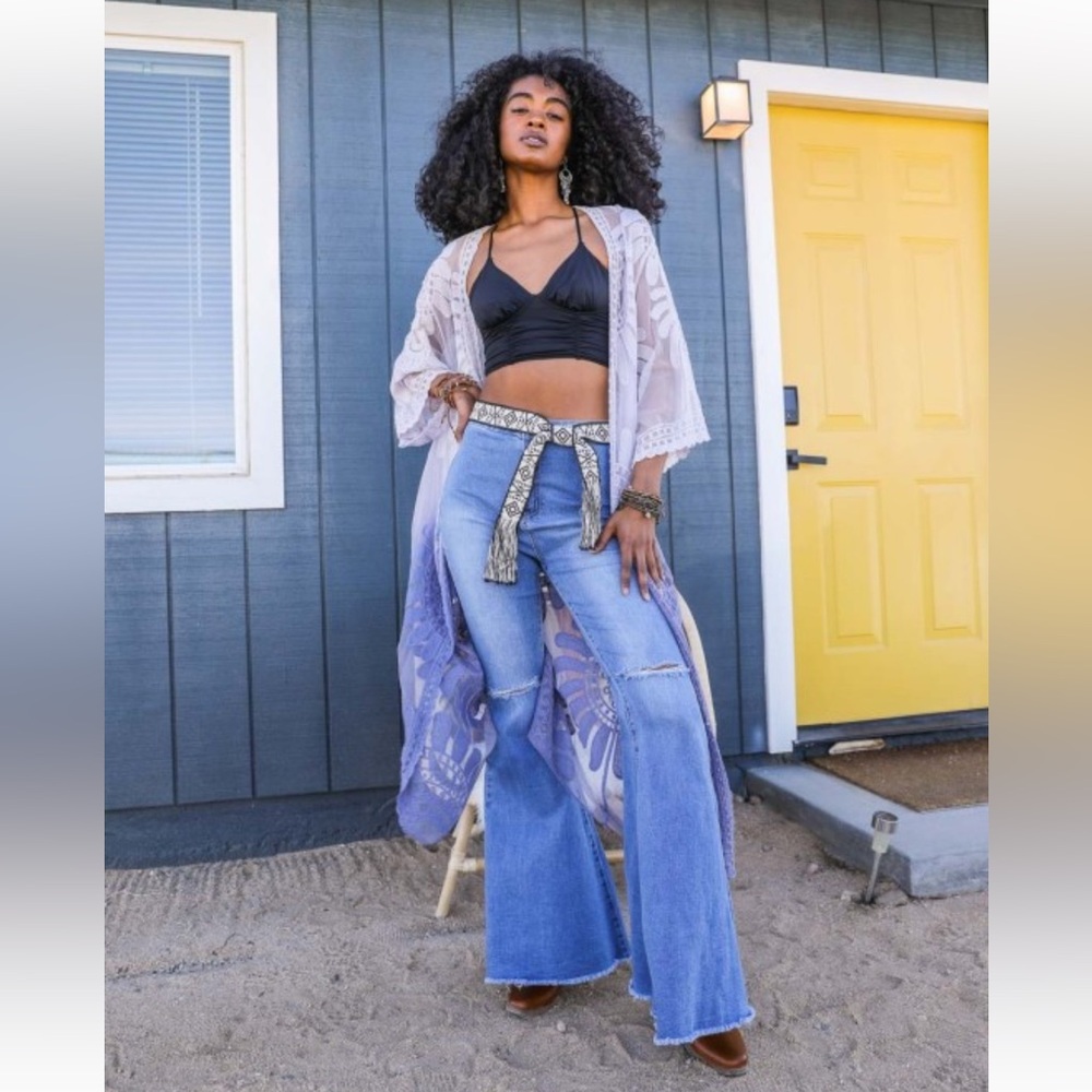 351. Ombre lace sheer floral kimono in blue/purple